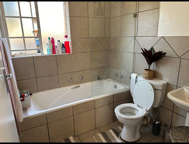 2 BEDROOM DUPLEX FOR SALE IN CLARINA